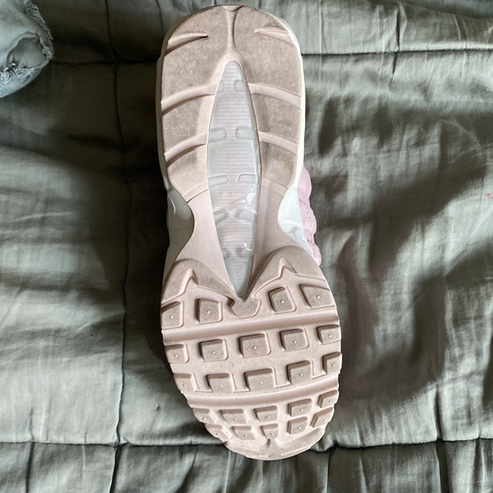 Women’s Nike Air Max 95. Light purple Size 7.5 - Picture 8 of 8